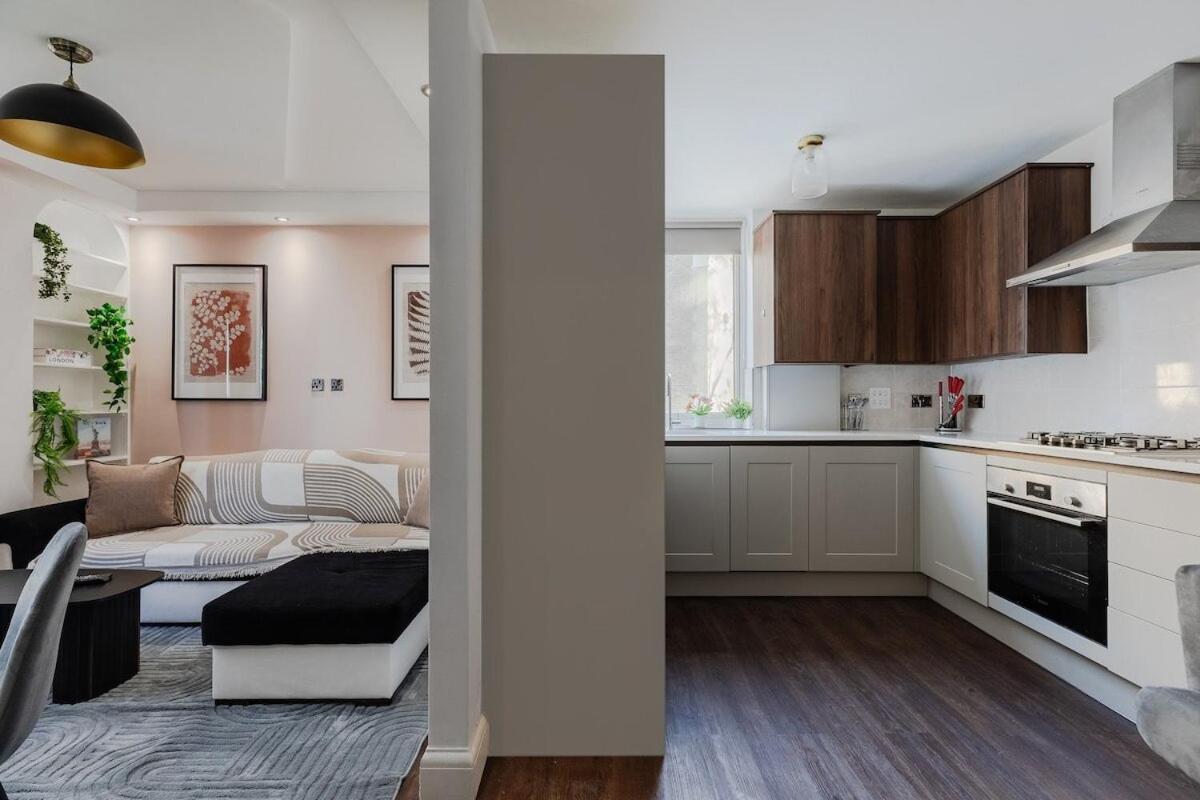 Elegant 2BR APR on Earl’s Court Rd, Great Location - 2