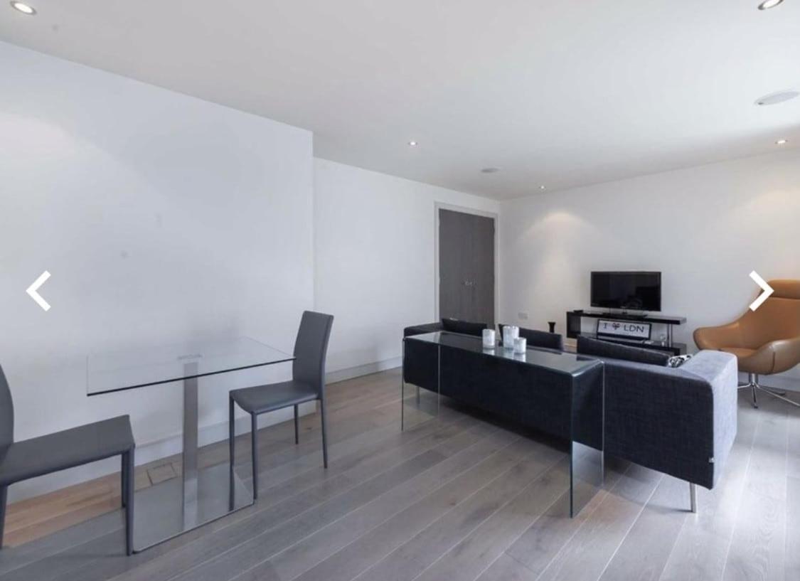 Chic Luxury Flat in Chelsea Creek SW6 - 4