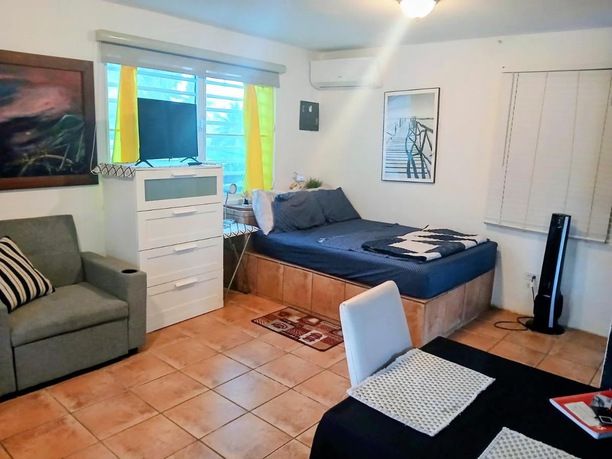 Swim & Paint Art Retreat - 4