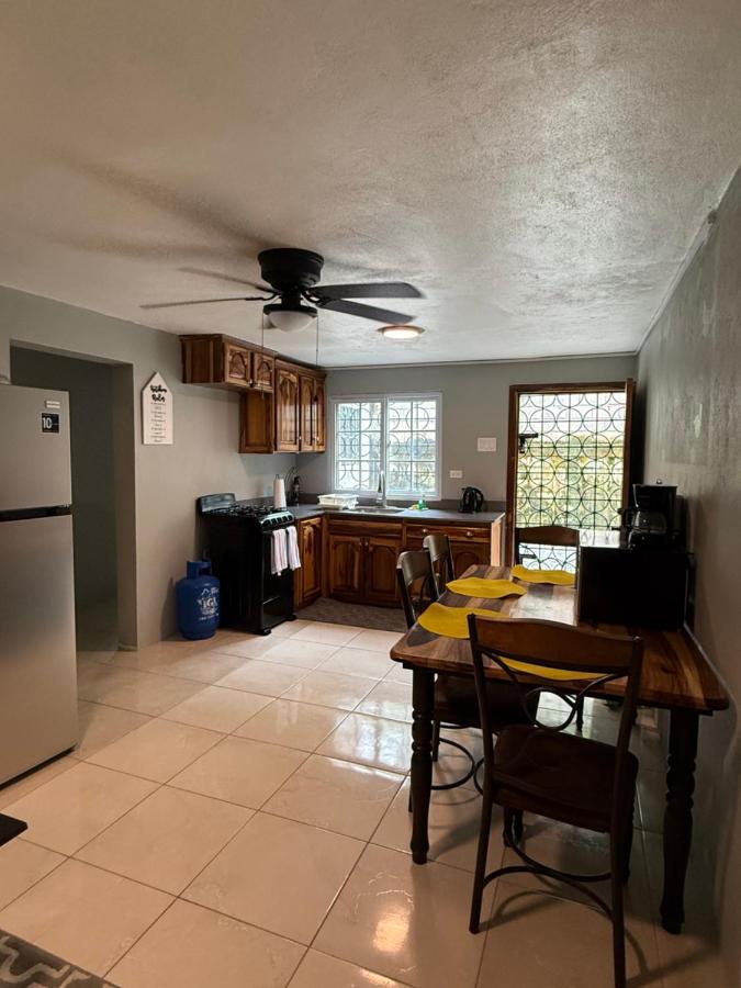 Kelsey's Kastle Portland Jamaica - 4