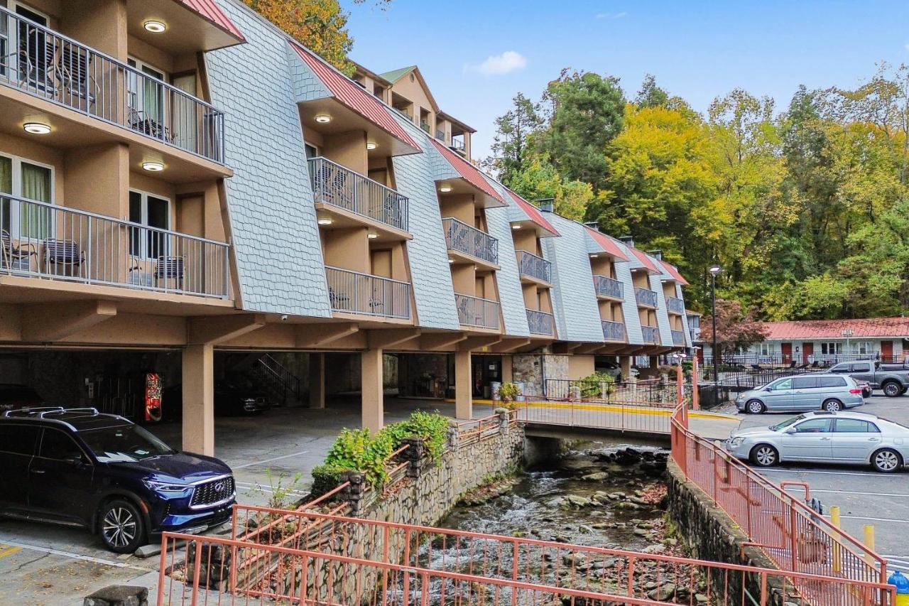Creekside Inn Of The Smokies — photo 9