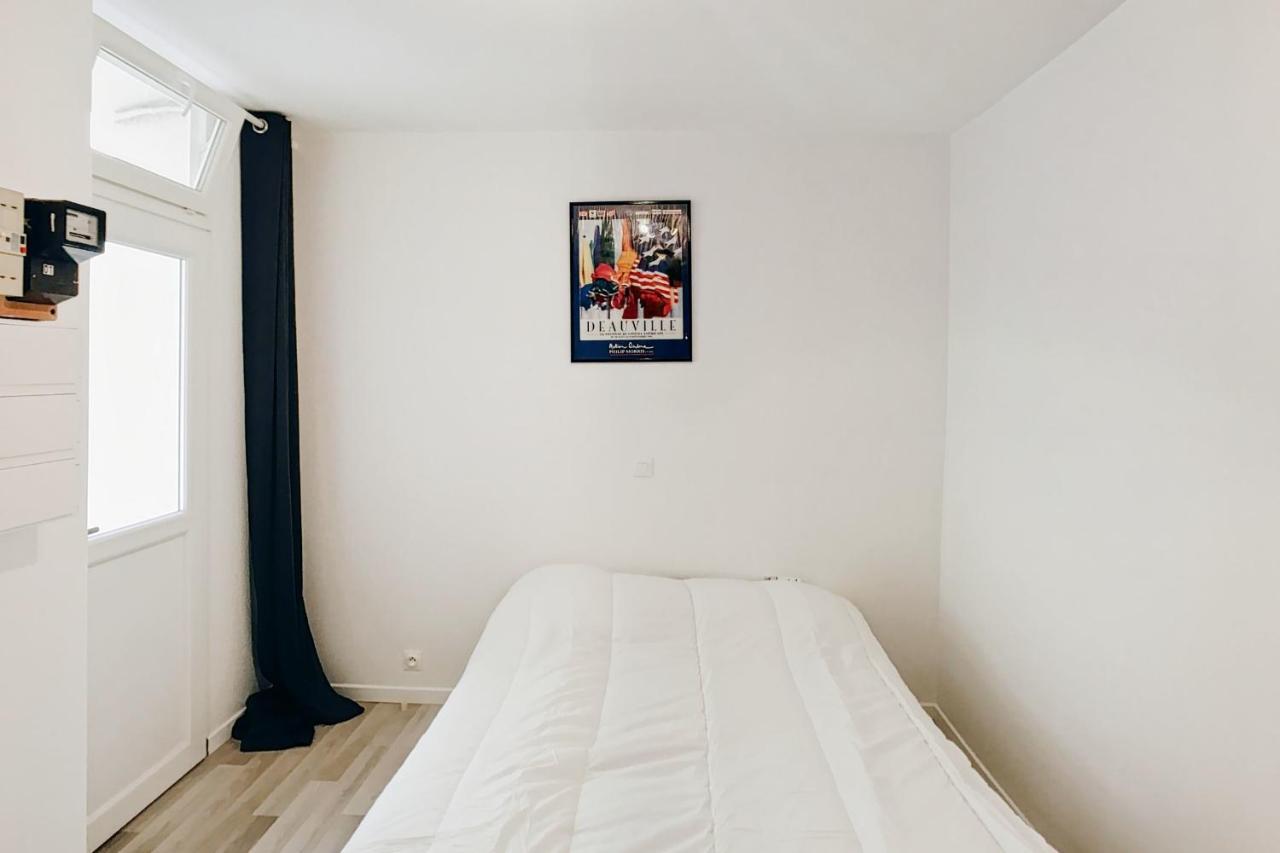 Peaceful studio on courtyard - Paris 15th