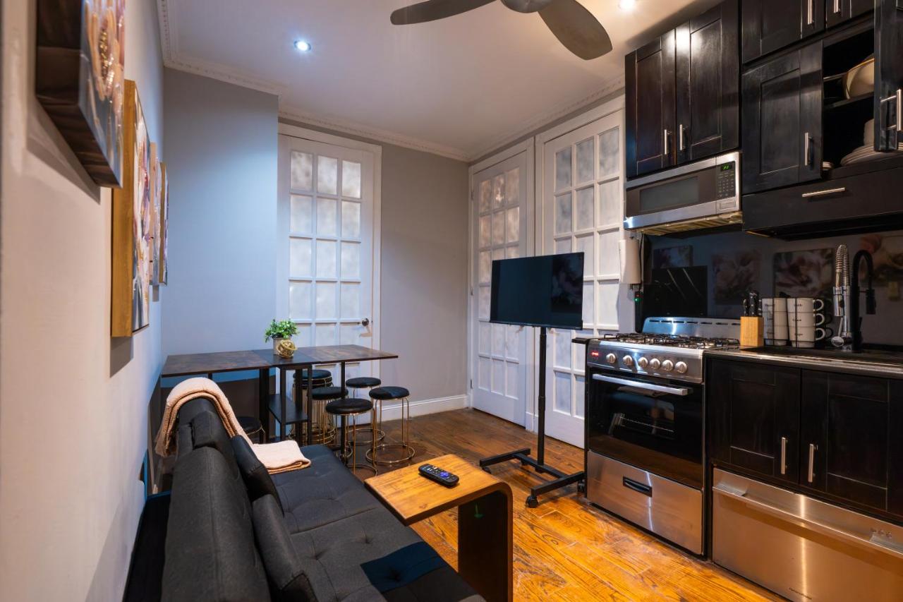 Elegant NYC Suites - 4