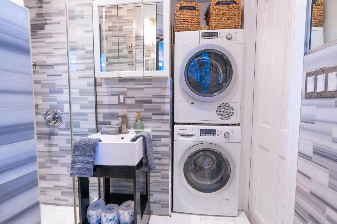 Elegant NYC Suites - 5