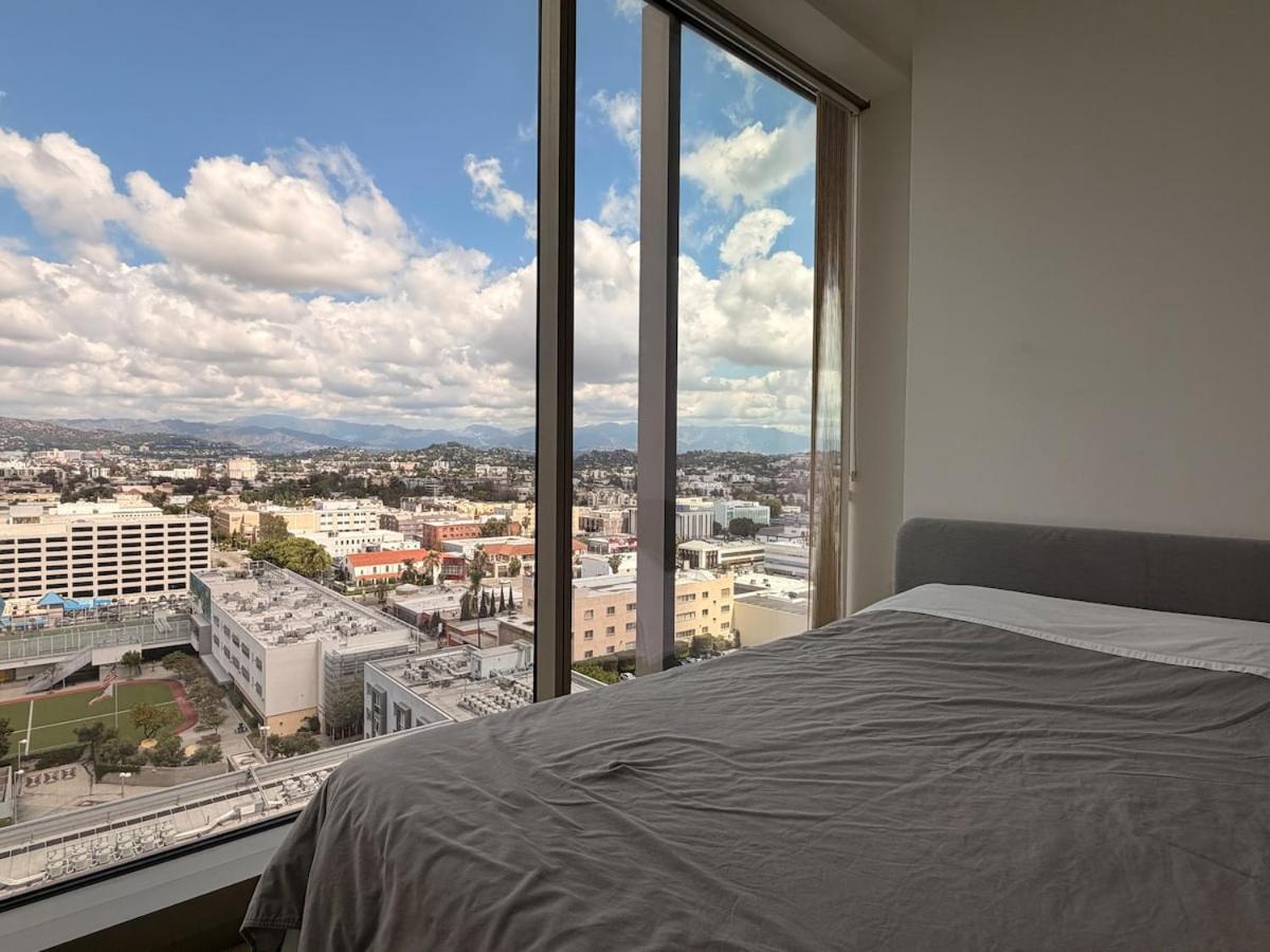 Koreatown Skyline Suites 1Bd 1Bth Penthouse - 2
