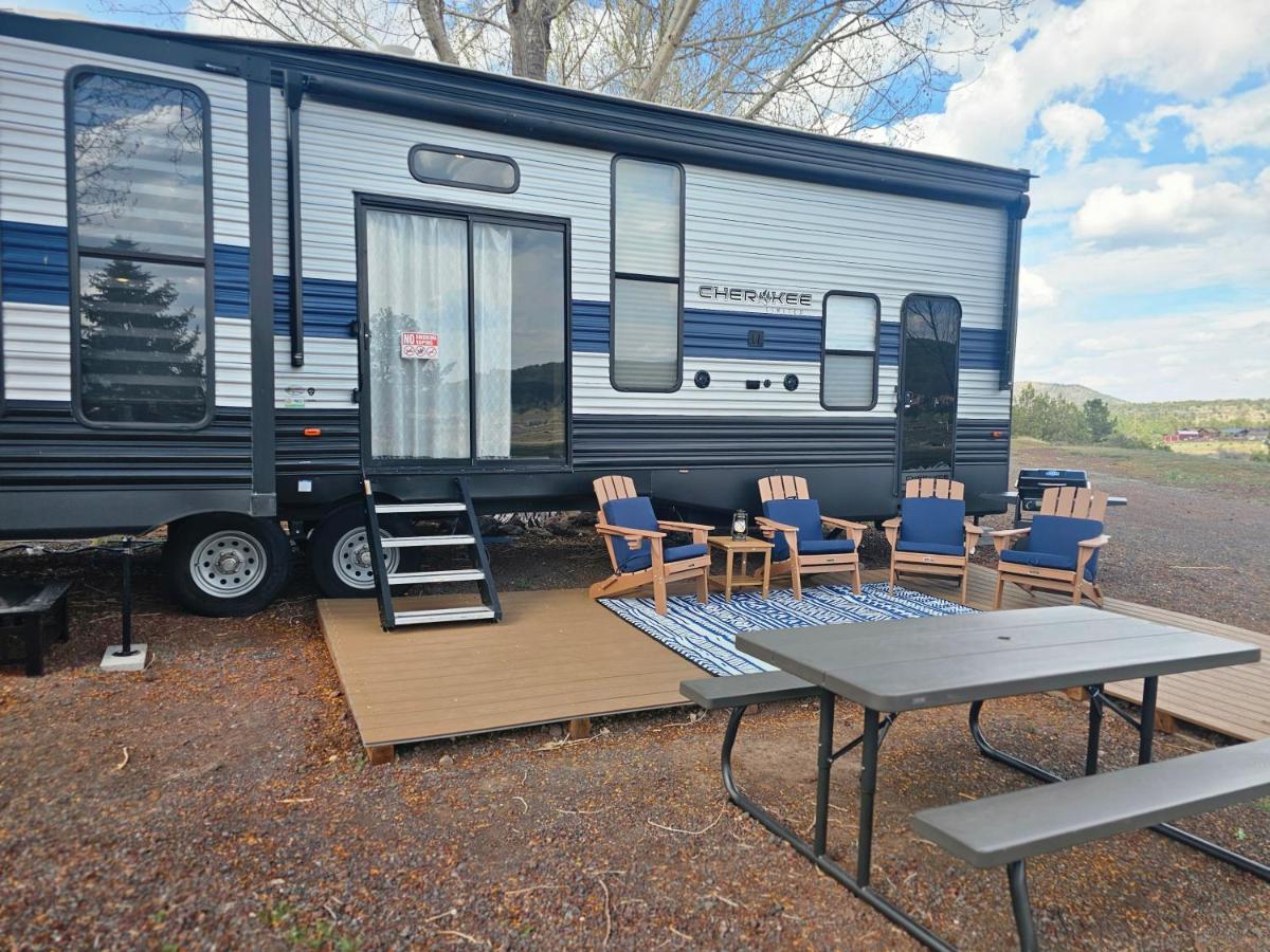 Grand Canyon RV Glamping — photo 21