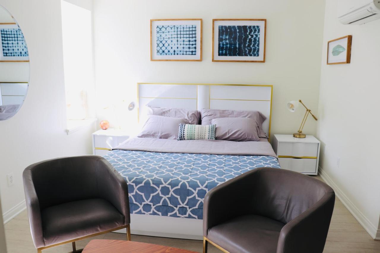 Promenade Studio With Free Parking! - 4