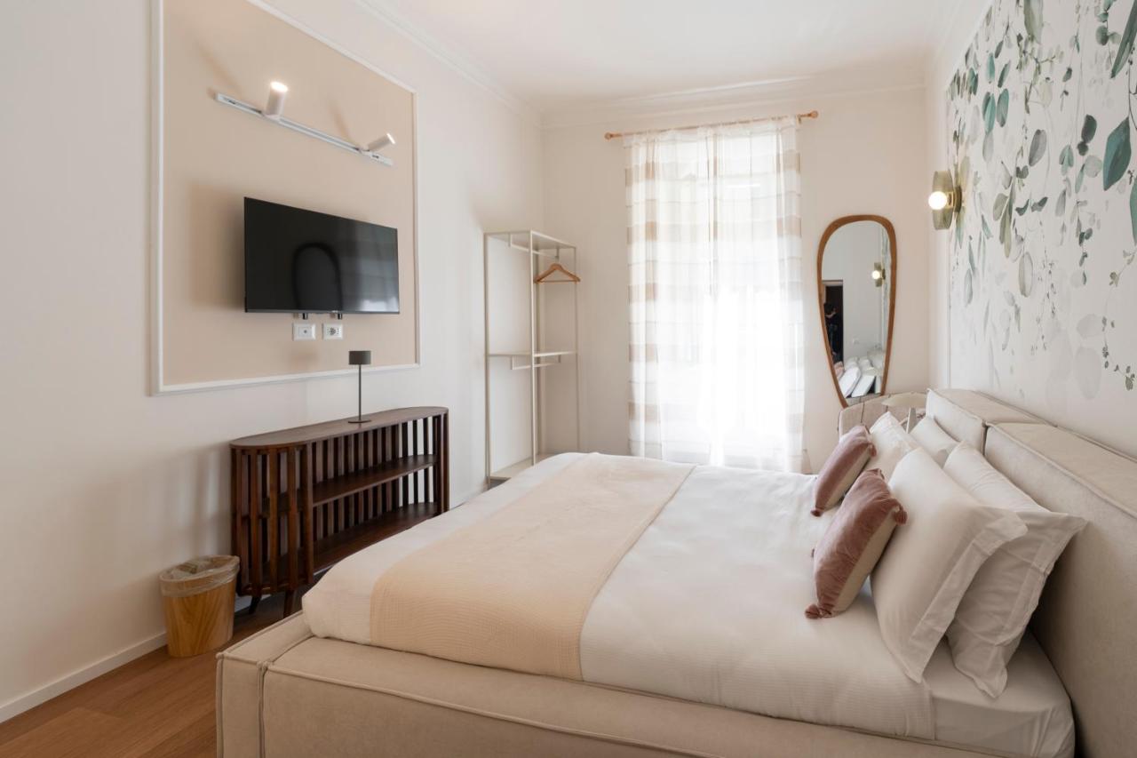 ReRent Rooms - 81 MANZONI GUESTHOUSE