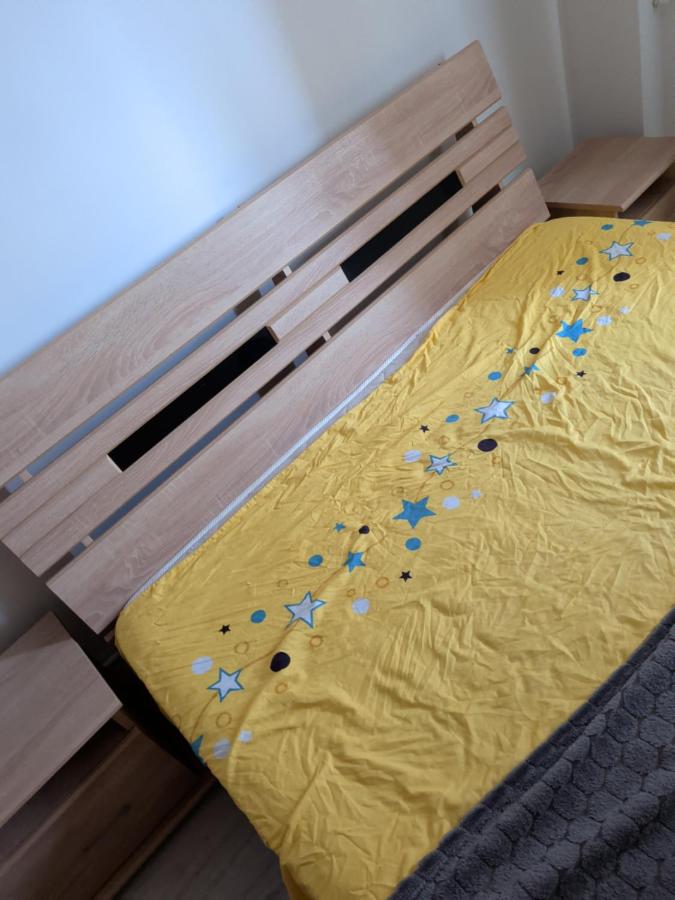 Spacious, comfortable and centrally located apartment - 2