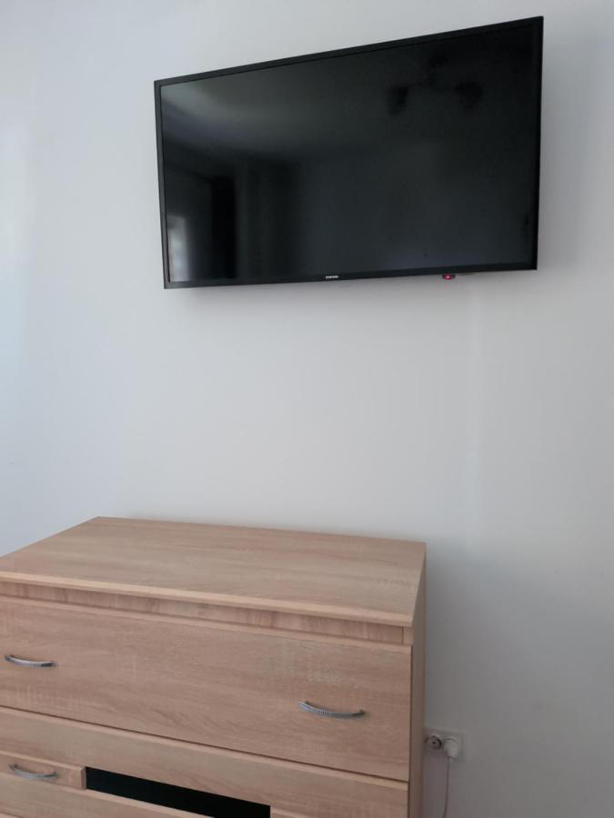 Spacious, comfortable and centrally located apartment - 5