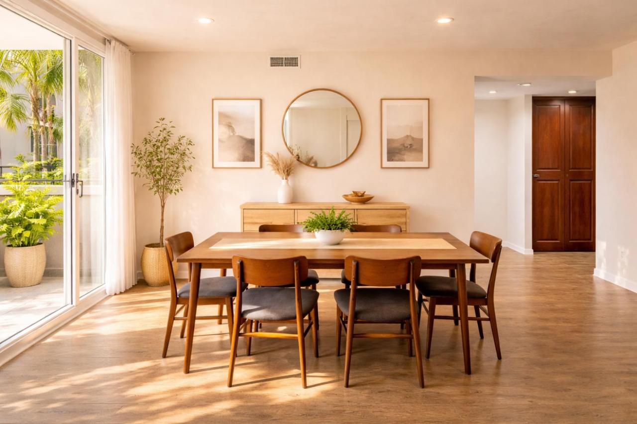 Premium 1 & 2 Bedroom Stay Near Venice Beach with Pool Hot Tub & Cinema - 5