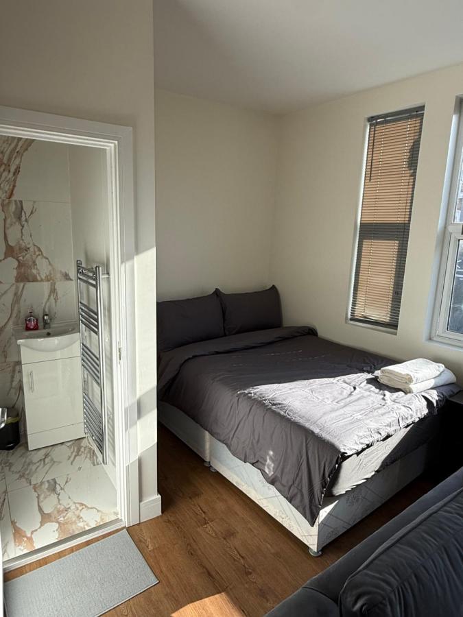 Stylish Studio Rooms on Leyton High Street Easy Central London Access - 5
