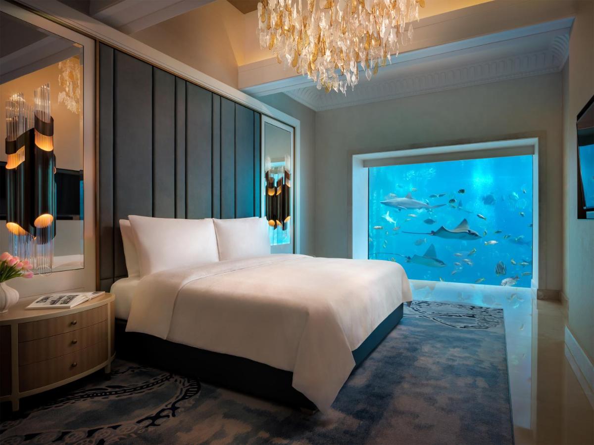 Poseidon Underwater Suite