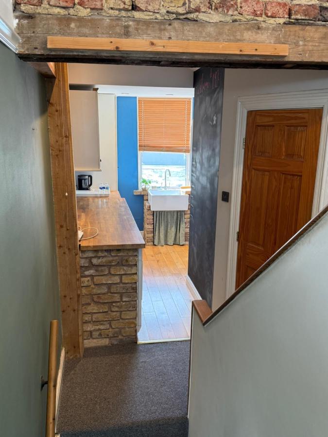 Bright & Modern 1-Bed Flat - Relax in Wimbledon - 5