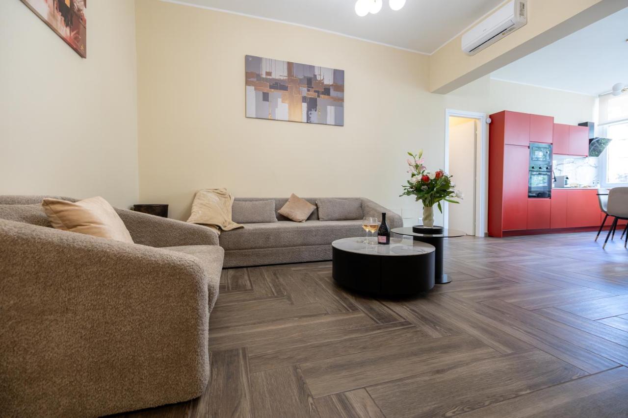 Spacious Three Bedroom Design Apartment near Circo Massimo Rome - 4