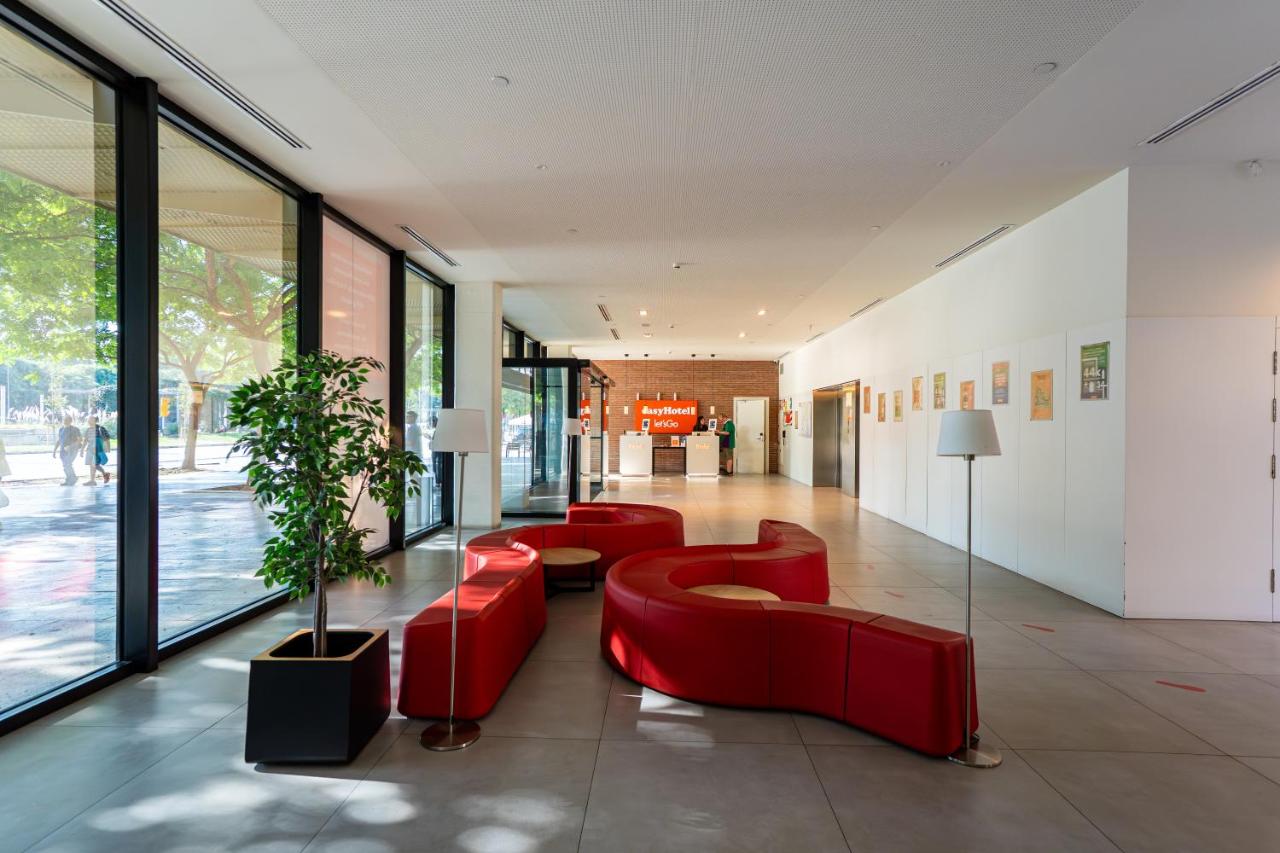 easyHotel Barcelona Fira - 3
