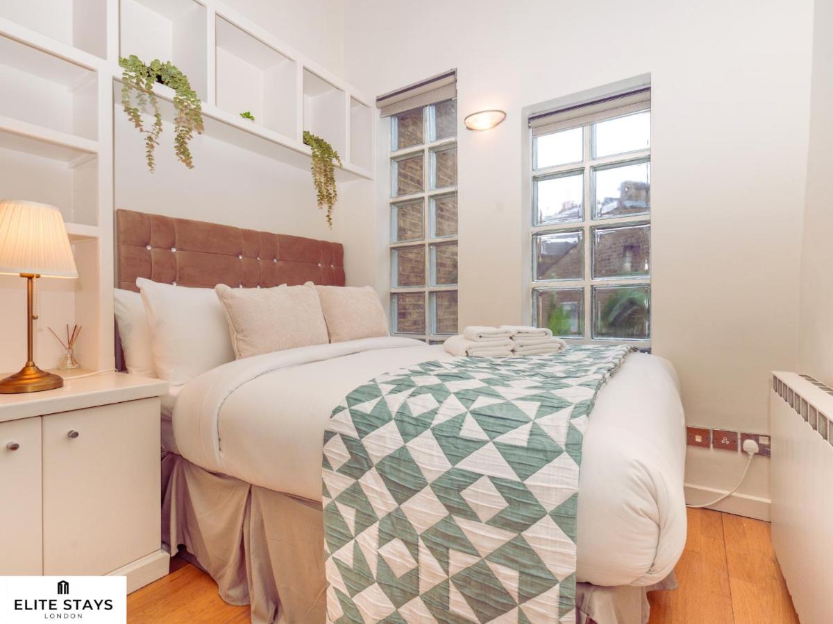 Stylish Fulham Home Walk to Chelsea & Tube - 2