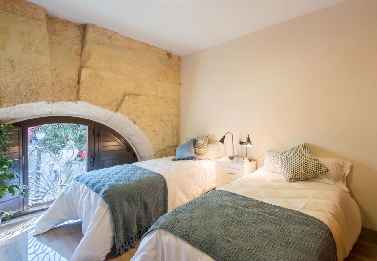 Apartment Chezmoihomes Luxury Town hall Granada, Spain ...