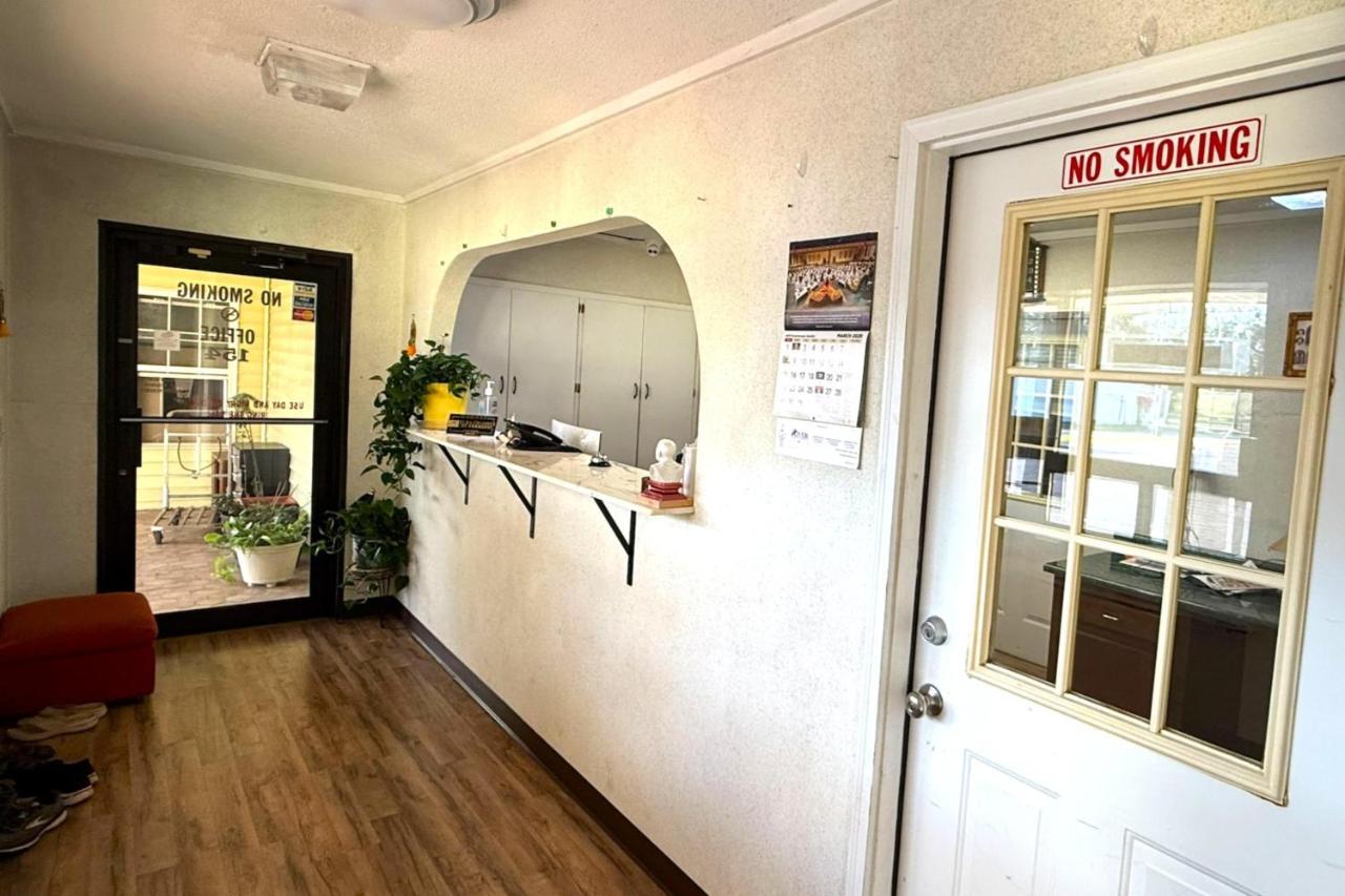 Riviera Motel — photo 10