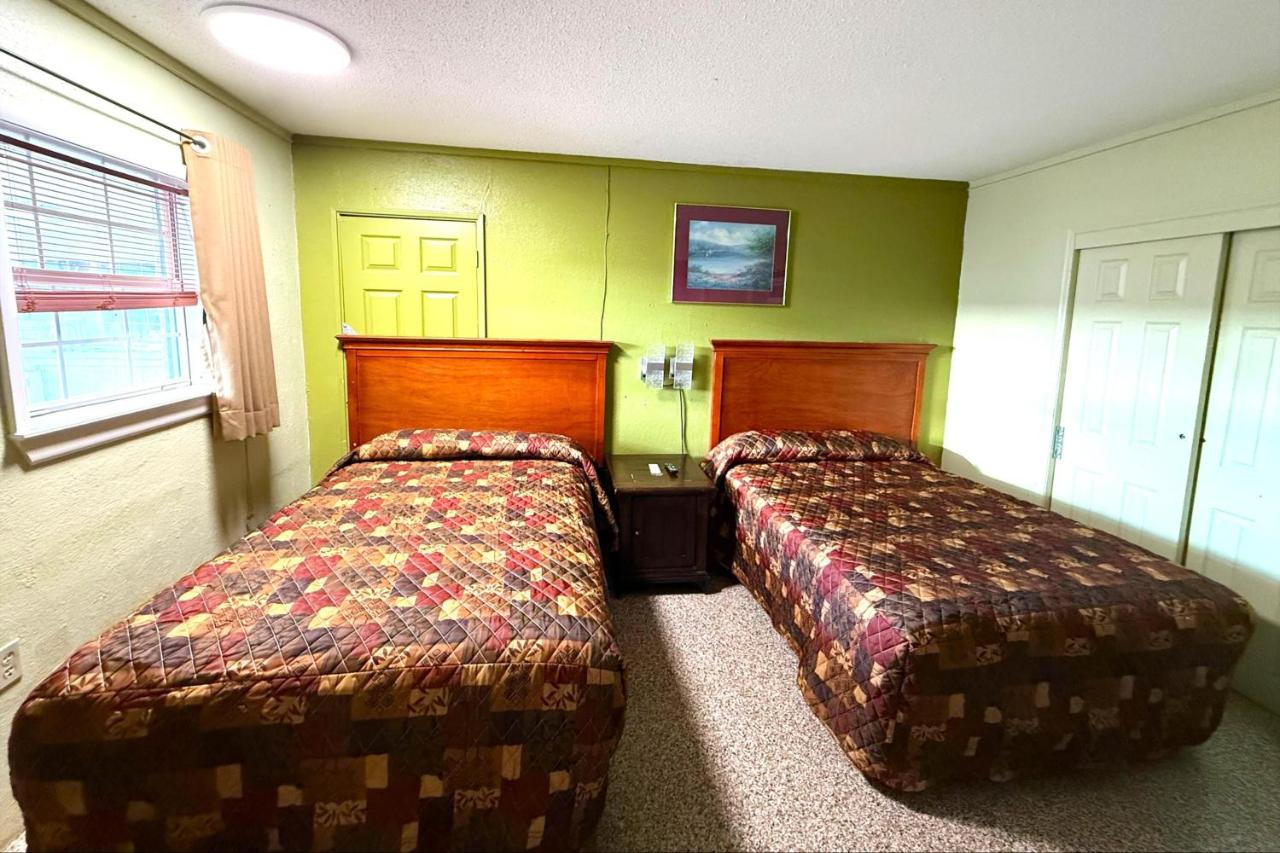 Riviera Motel — photo 18