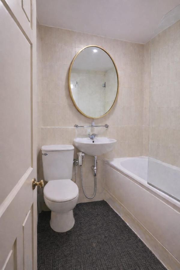 Hyde Park Apartment - 5