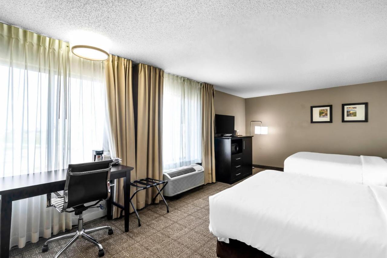 Esquire Inn-Evansville — photo 14