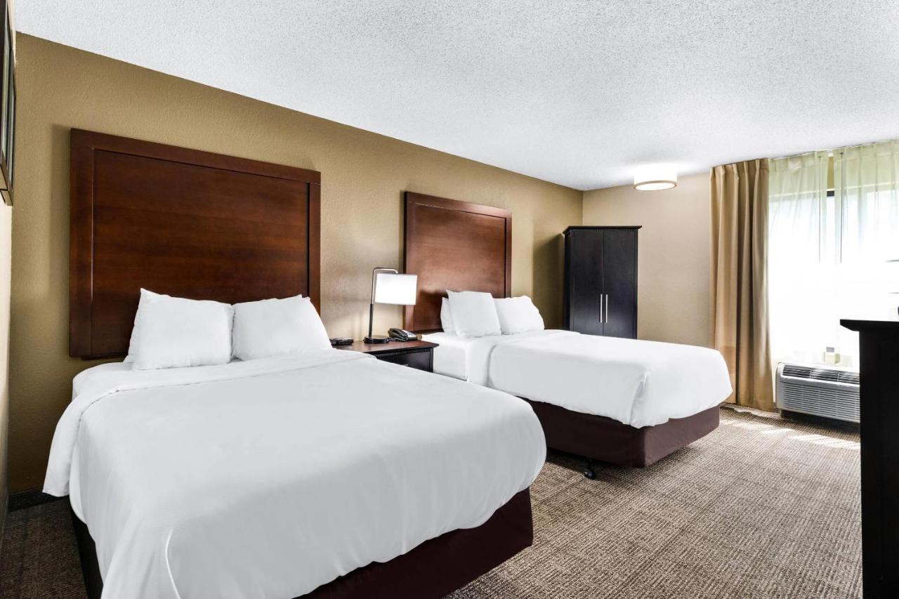 Esquire Inn-Evansville — photo 7