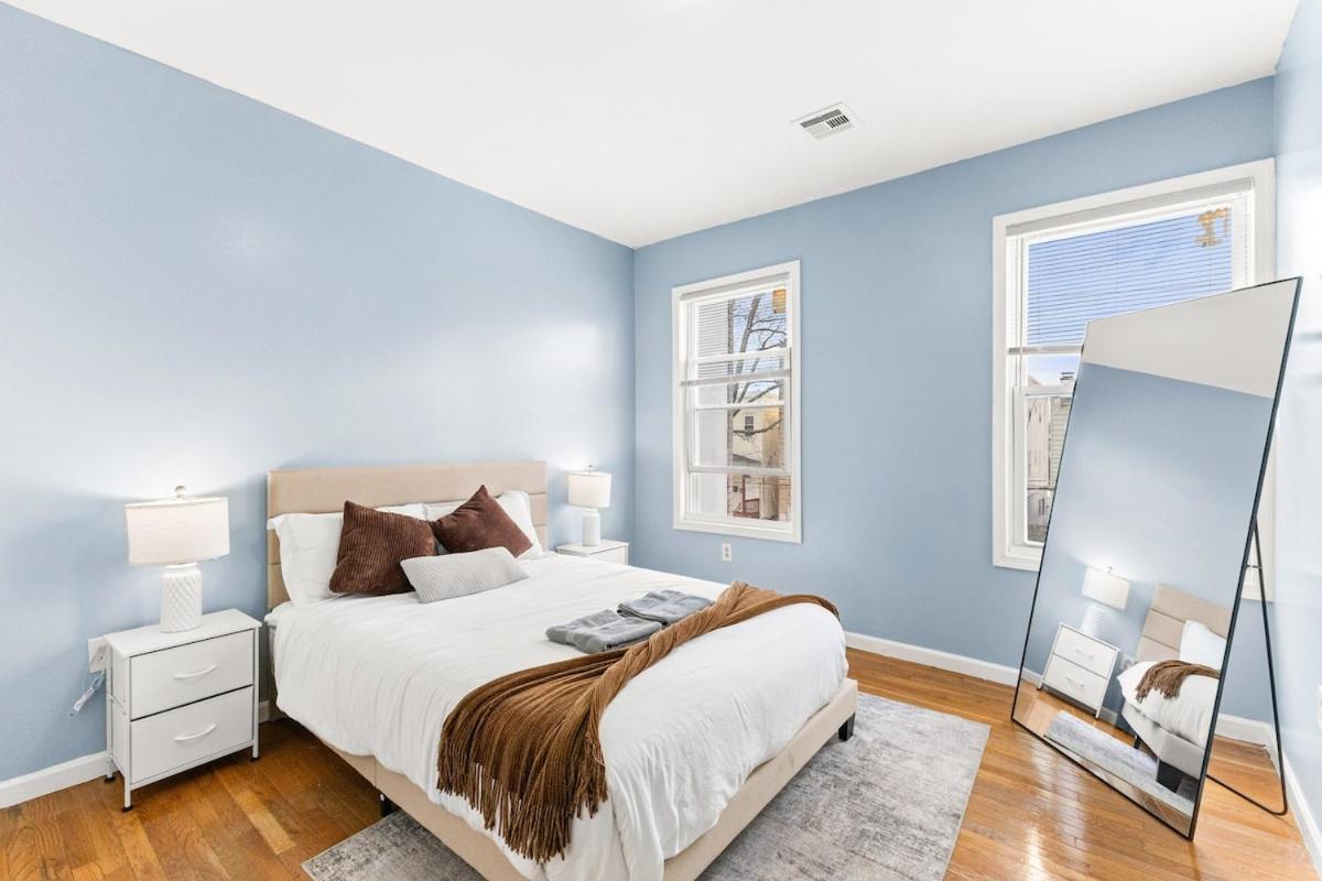 3BD-Pool Table Home near NYC - FREE Parking! - 3