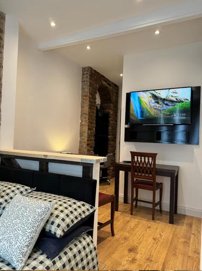 No 5 Accommodation - 5