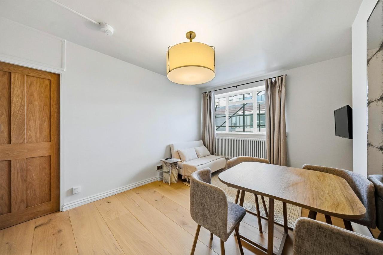 2 Bedroom apartment in Notting Hill - 5