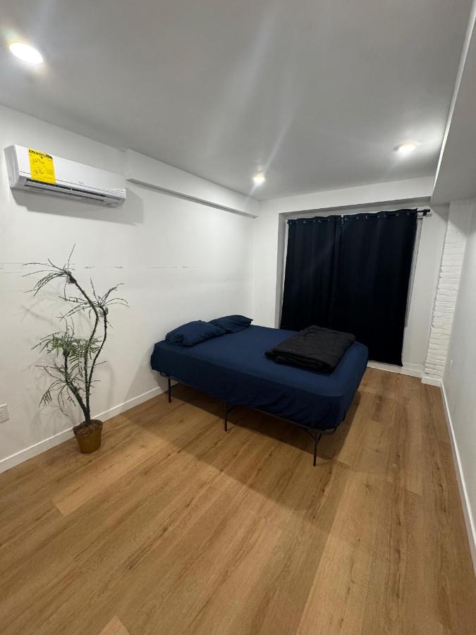 Vernon Stay Near BMO Stadium - 4