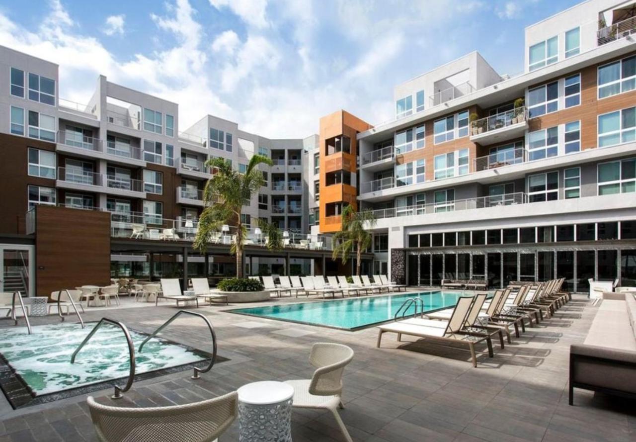 Peony - West Hollywood residence - 4