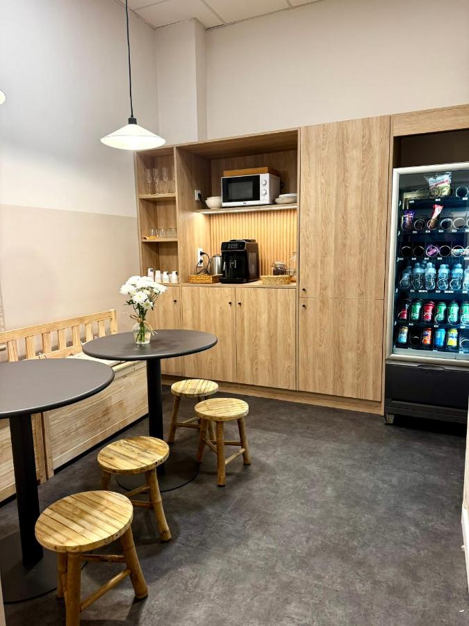 Hostalin Barcelona Gran Via - 4