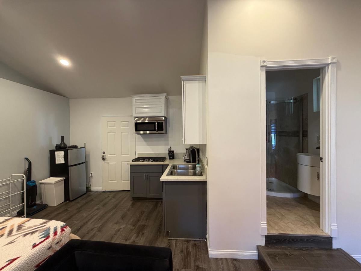 Unit B with big yard - 4