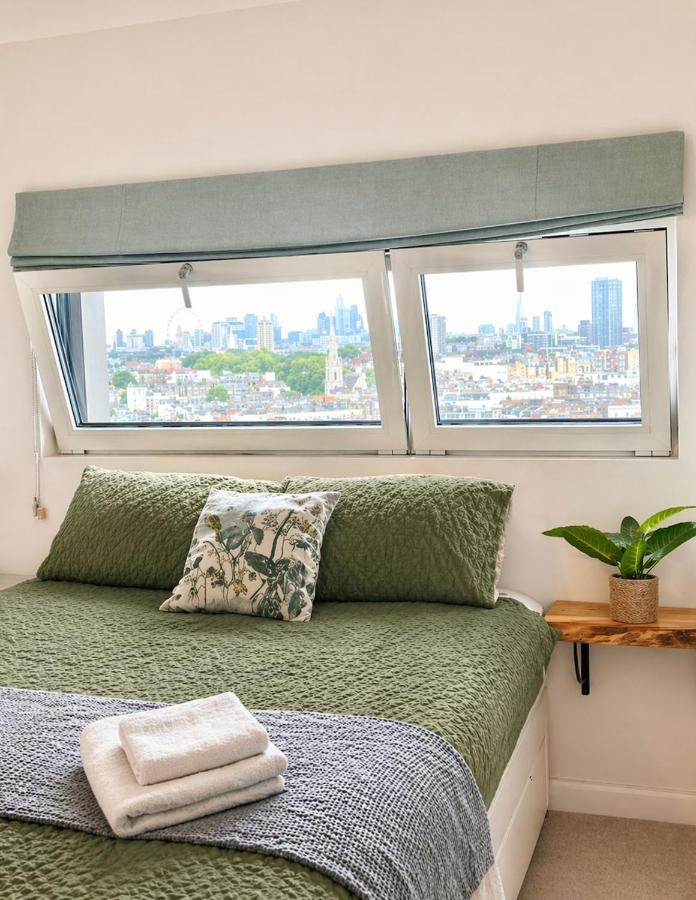 Executive 2-bed Penthouse with View- 15mins to Victoria Station - 3