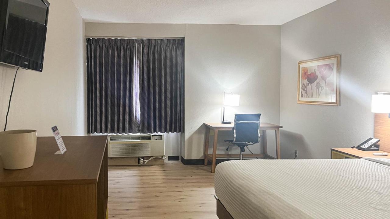 Double A Motel — photo 2