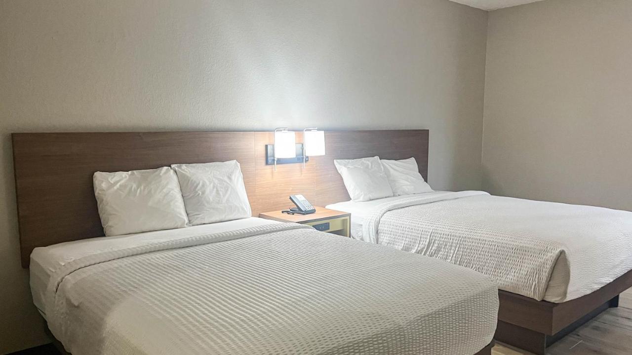 Double A Motel — photo 24