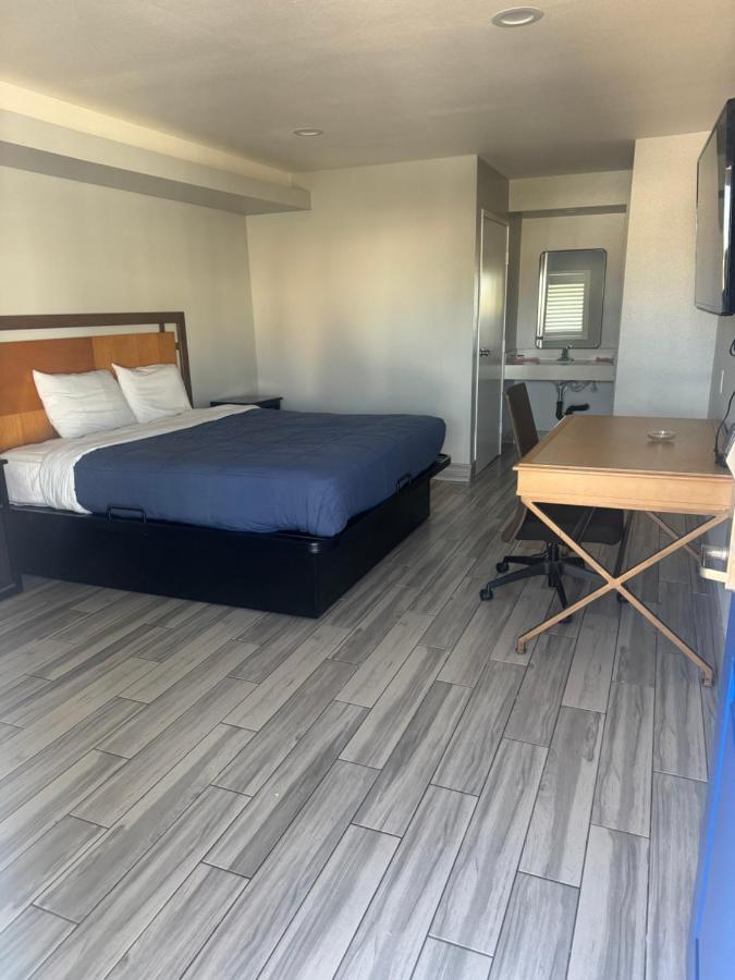Clover Motel — photo 15