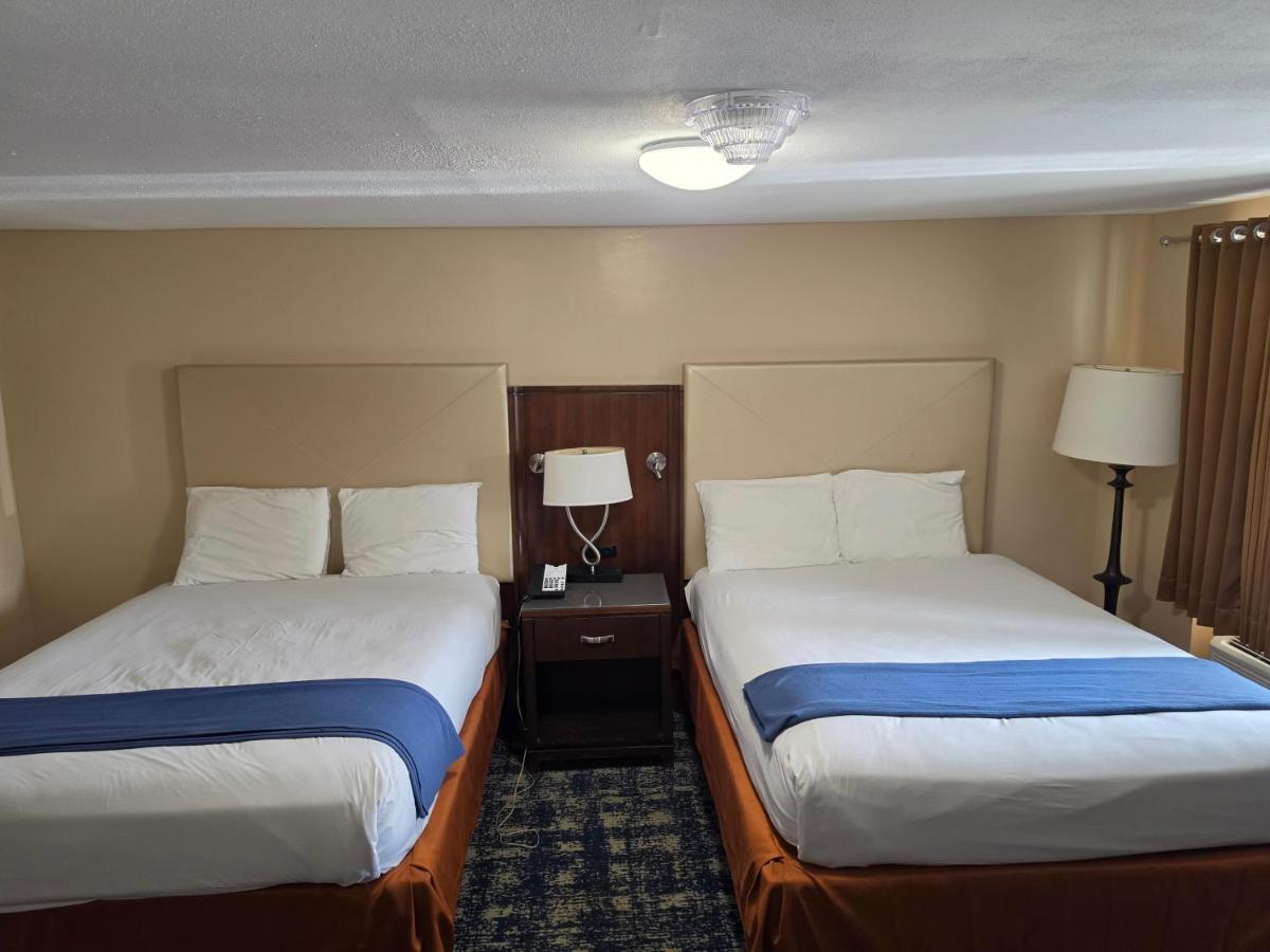 Wolcott Inn & Suites — photo 10