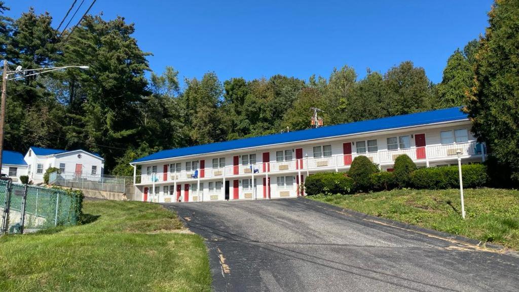 Economy Lodge — photo 9