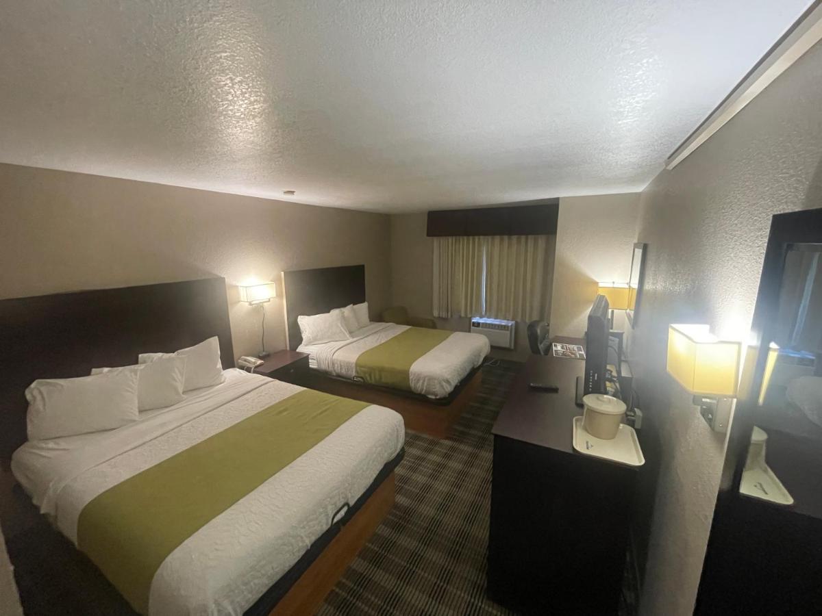 American Inn Council Bluffs — photo 23
