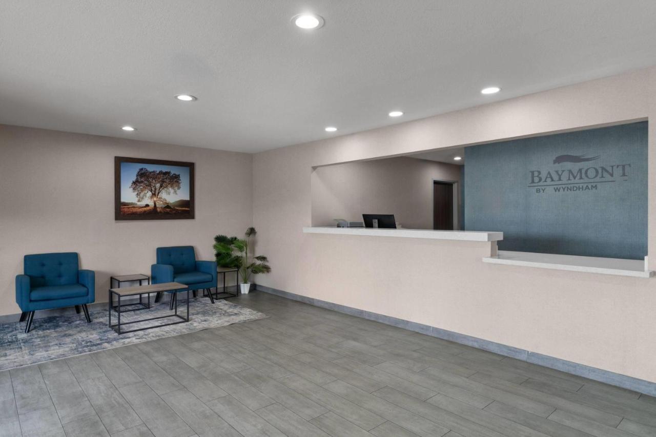 Baymont by Wyndham Iowa Lake Charles — photo 7