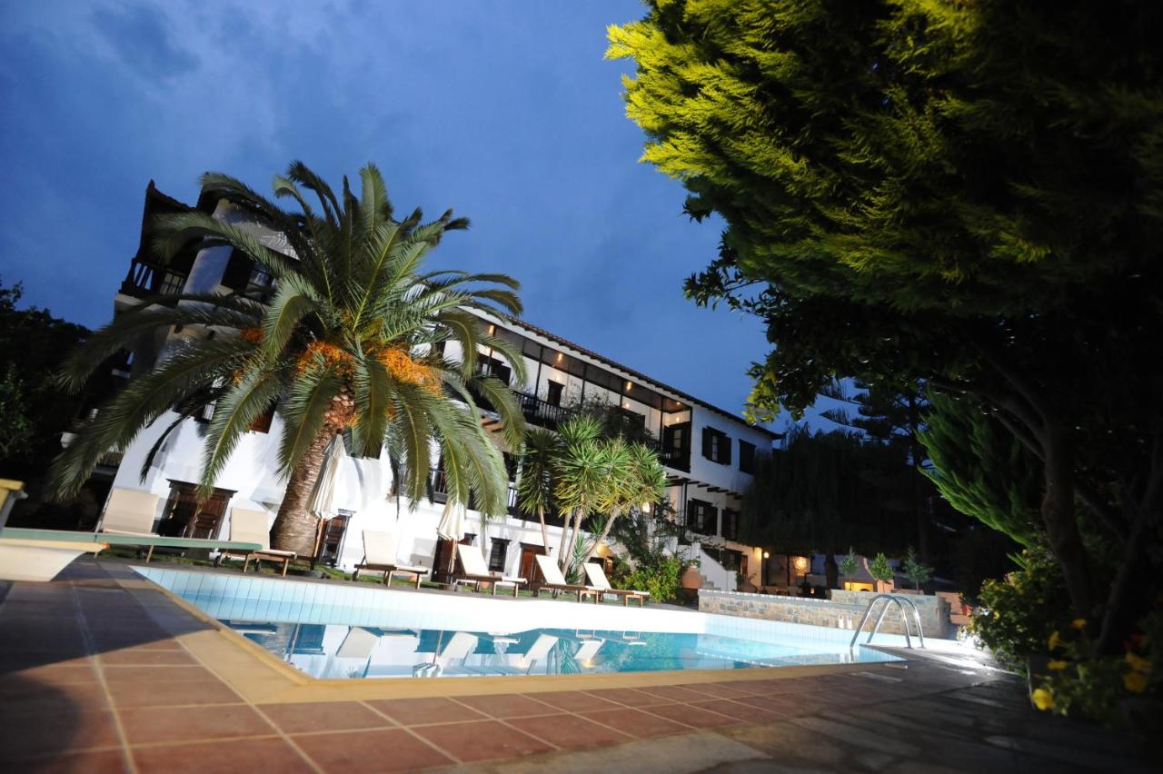 Elli Hotel, Skopelos Town, Greece - Booking.com