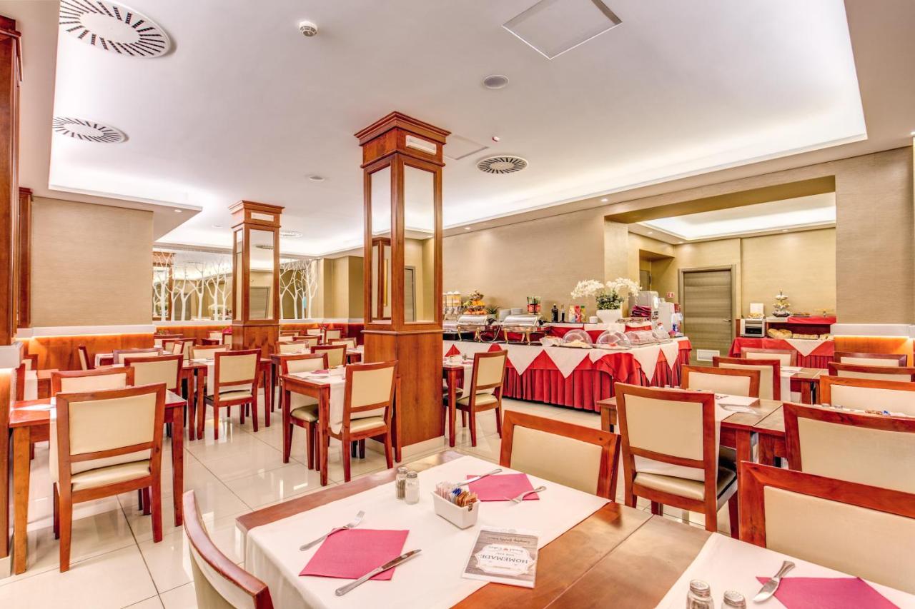 Augusta Lucilla Palace - 4