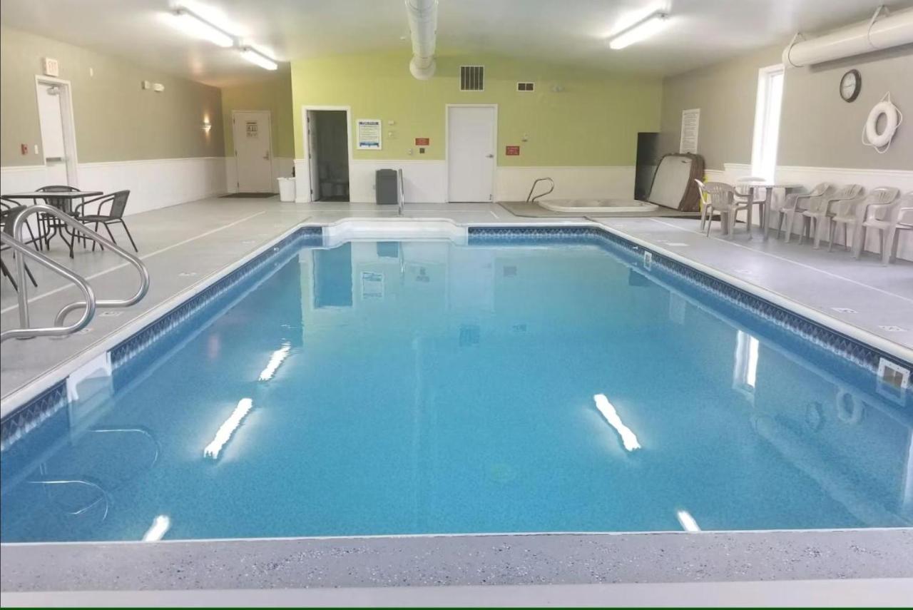 Fairbridge Inn & Suites Williston Near Airport — photo 4