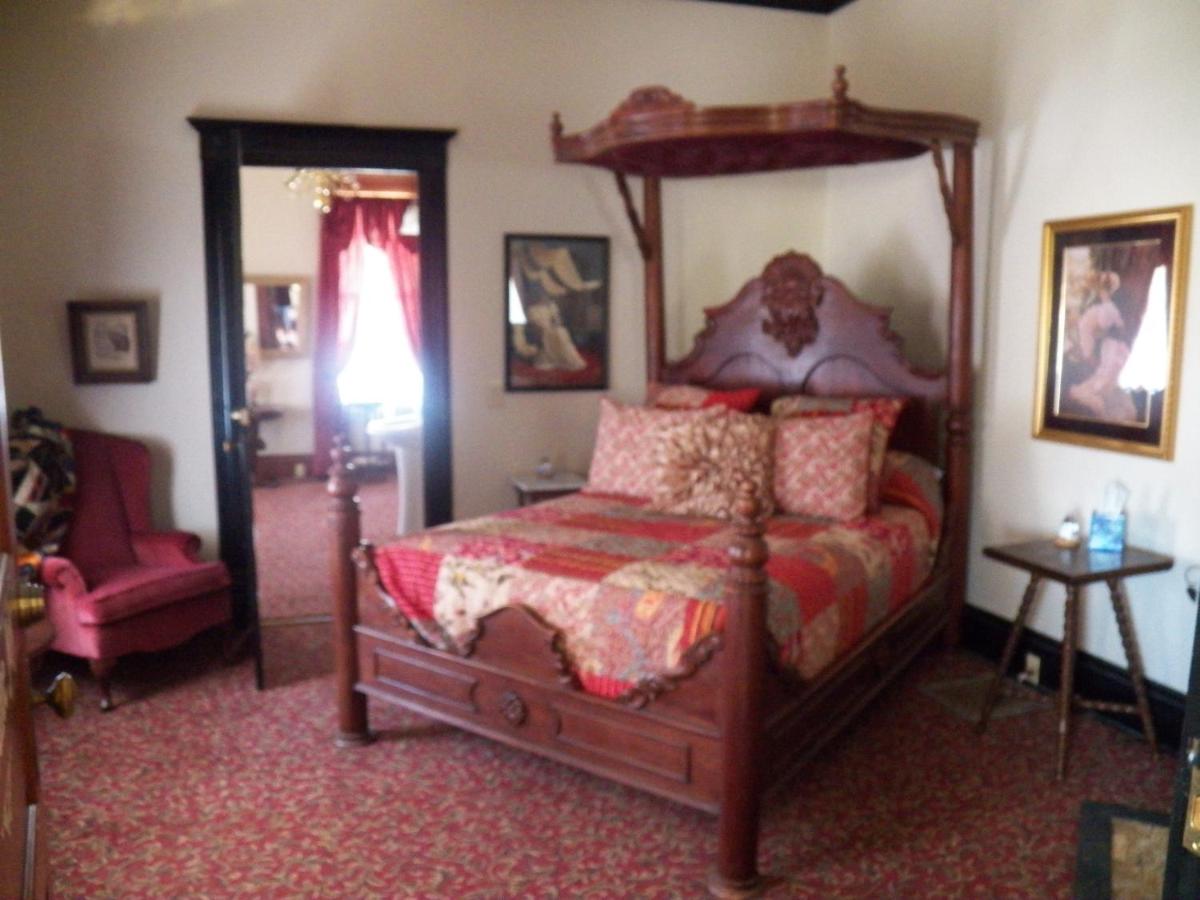 Grand Victorian Inn — photo 20