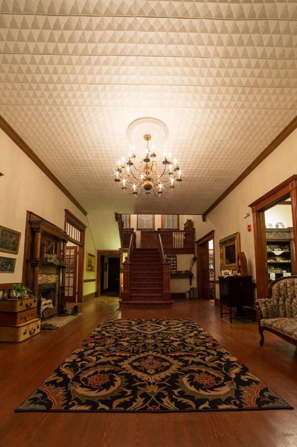 Grand Victorian Inn — photo 16