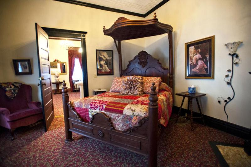 Grand Victorian Inn — photo 1