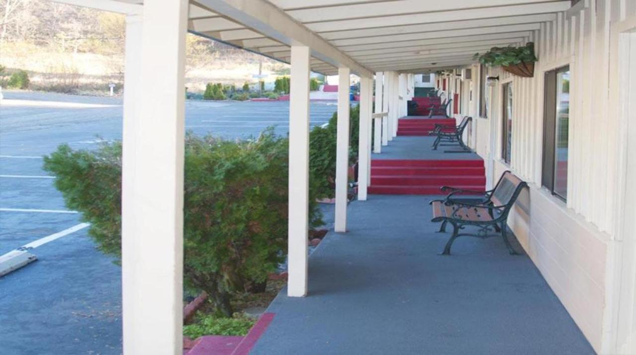El Dorado Motel — photo 16
