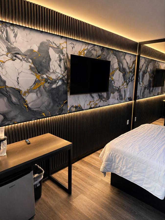 The Vine Hotel Bronx New — photo 2